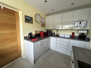 Photo 11- click for photo gallery